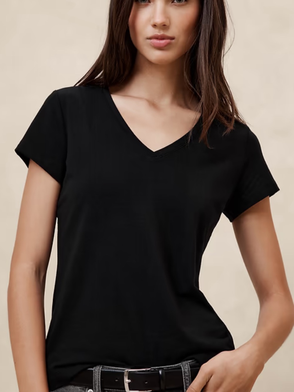 Banana Republic Timeless V-Neck Tee Black